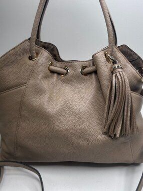 MICHAEL KORS Taupe Pebbled Leather 2 Way Crossbody Ring Handles Bag